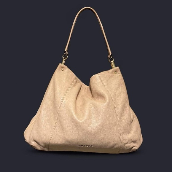 Michael Kors - Picture 1 of 12